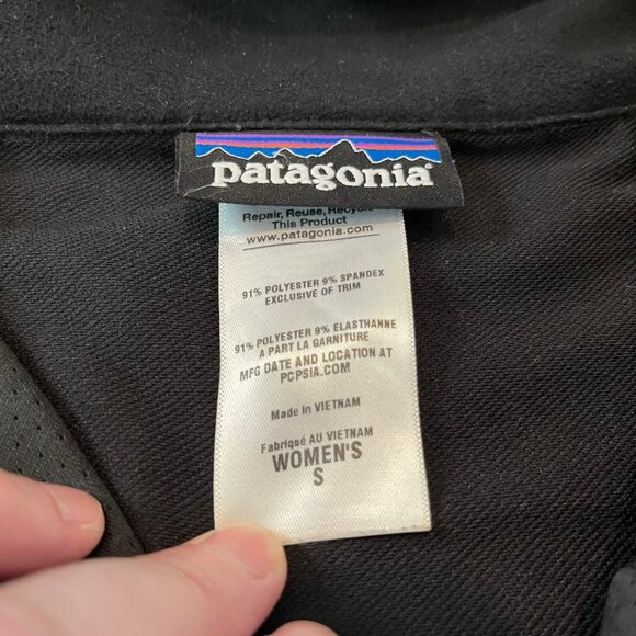 Patagonia W's Simple Guide Softshell Hooded Jacket, Black, Small - Picture 11 of 15
